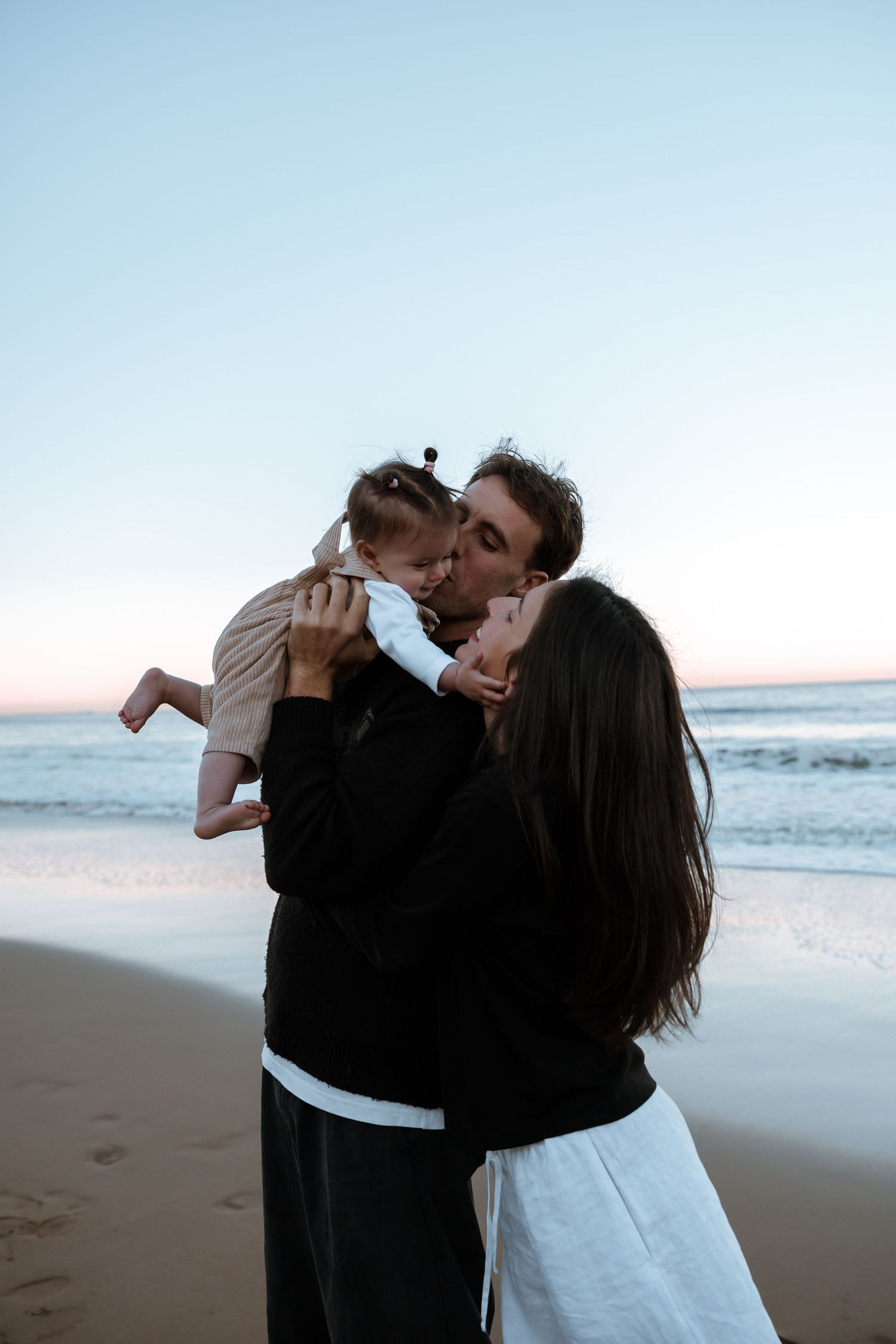 family photo shoot, baby beach photoshoot, surf coast