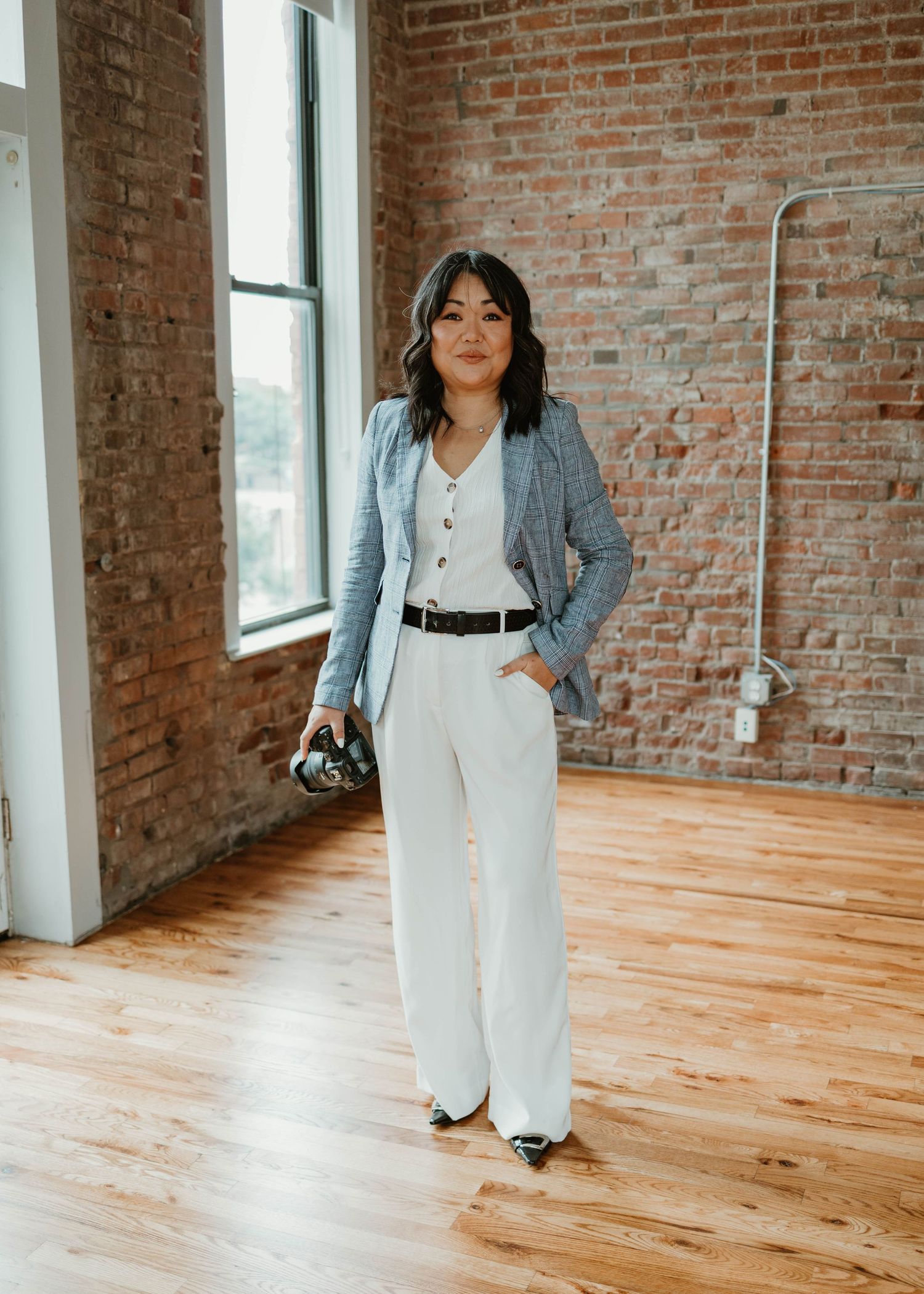 Missouri photographer in a studio in St. Louis, MO.