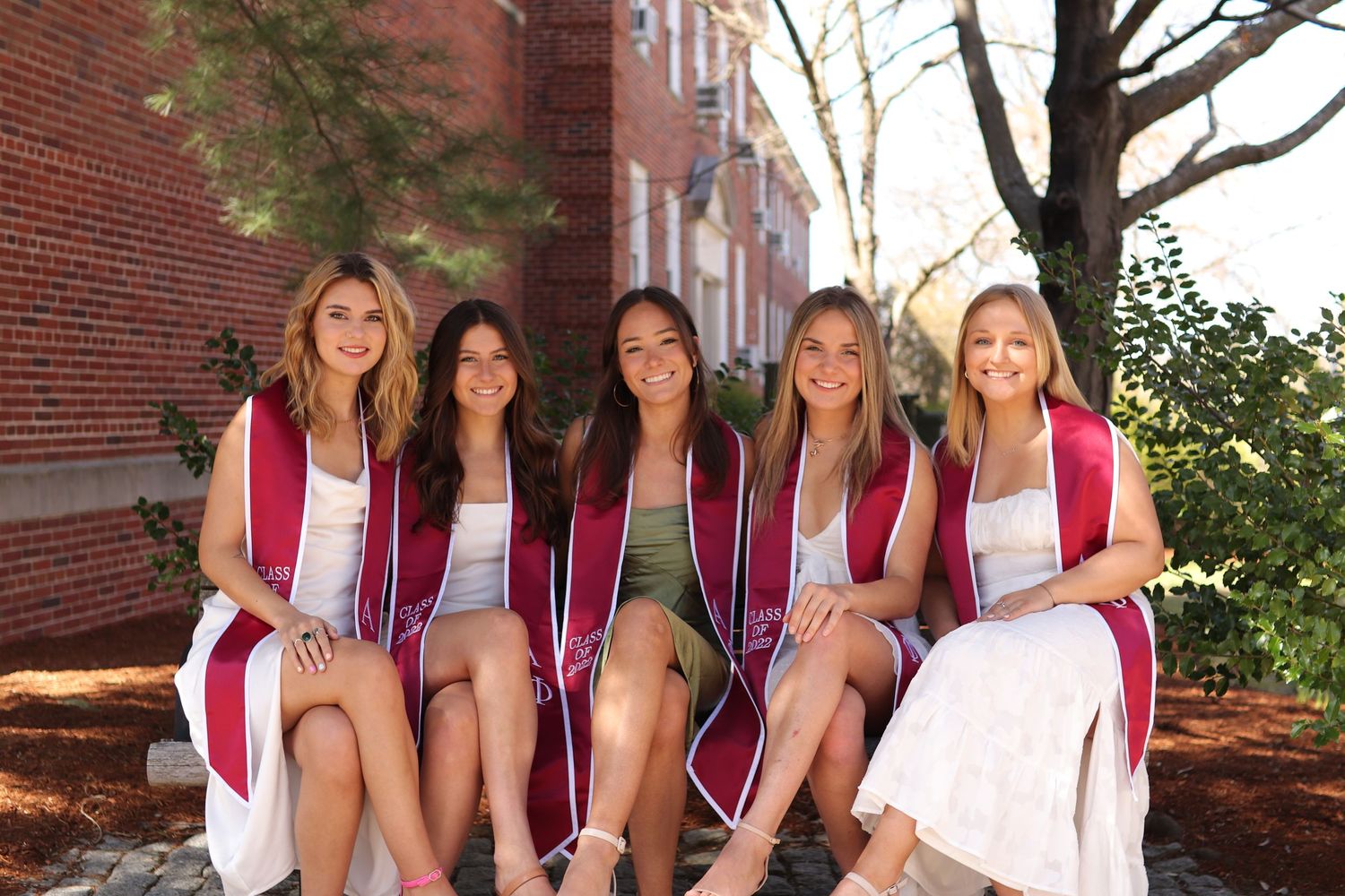 Senior group graduation photos, WPI graduates, sorority girls, sorority graduation. Worcester, MA.