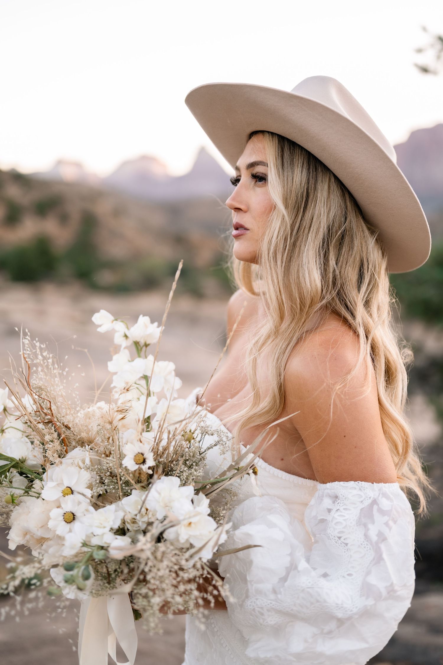 Utah elopement photographer captures the romance of a desert sunrise bridal session