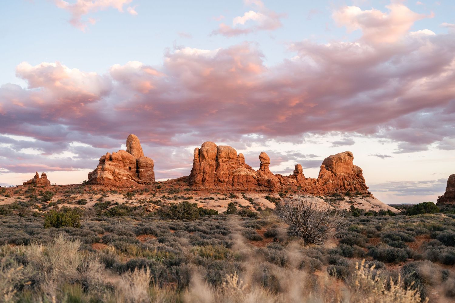 Sunset landscape image of the Windows in Arches National Park