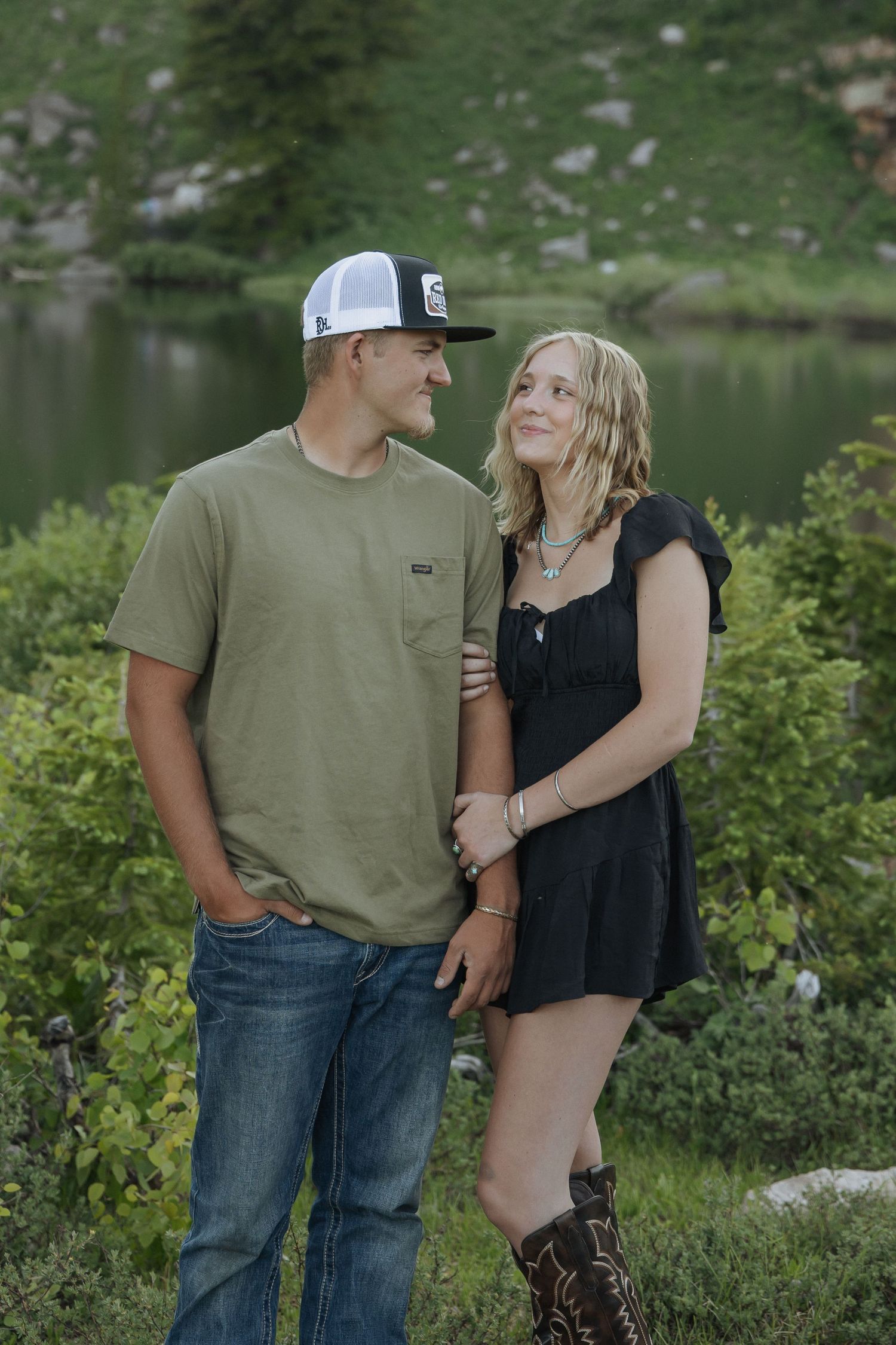 Engagement photos Tony Grove Utah