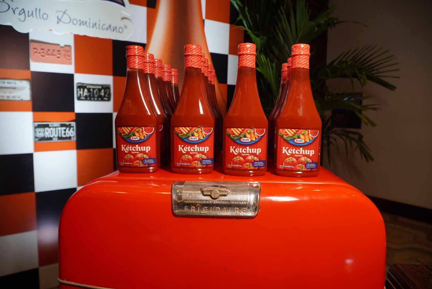 Fotografía profesional de producto. Comercial de producto. marca ketchup Kraft
