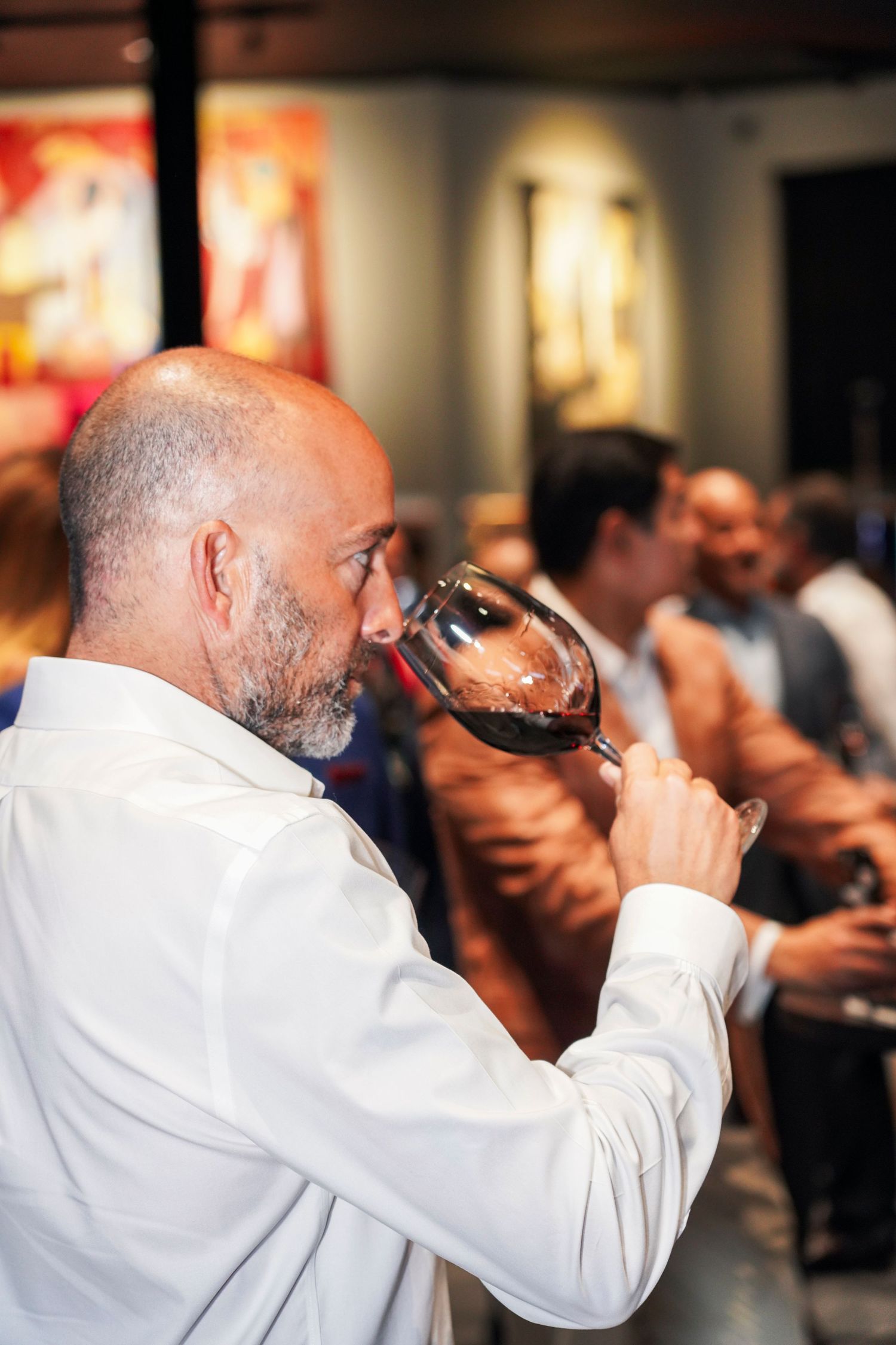 Fotografía profesional, cobertura evento corporativos. Bebidas alcohólicas. vinos. decoración. plano detalle .