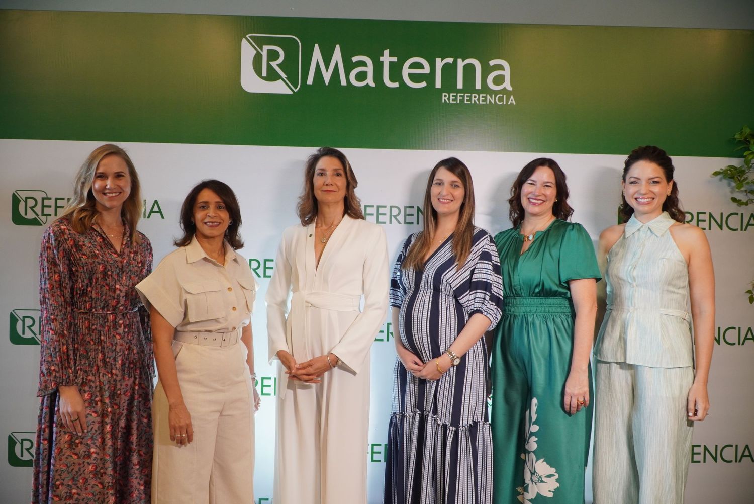 Fotografía profesional, cobertura evento corporativos. Laboratorio Referencia. Materna.