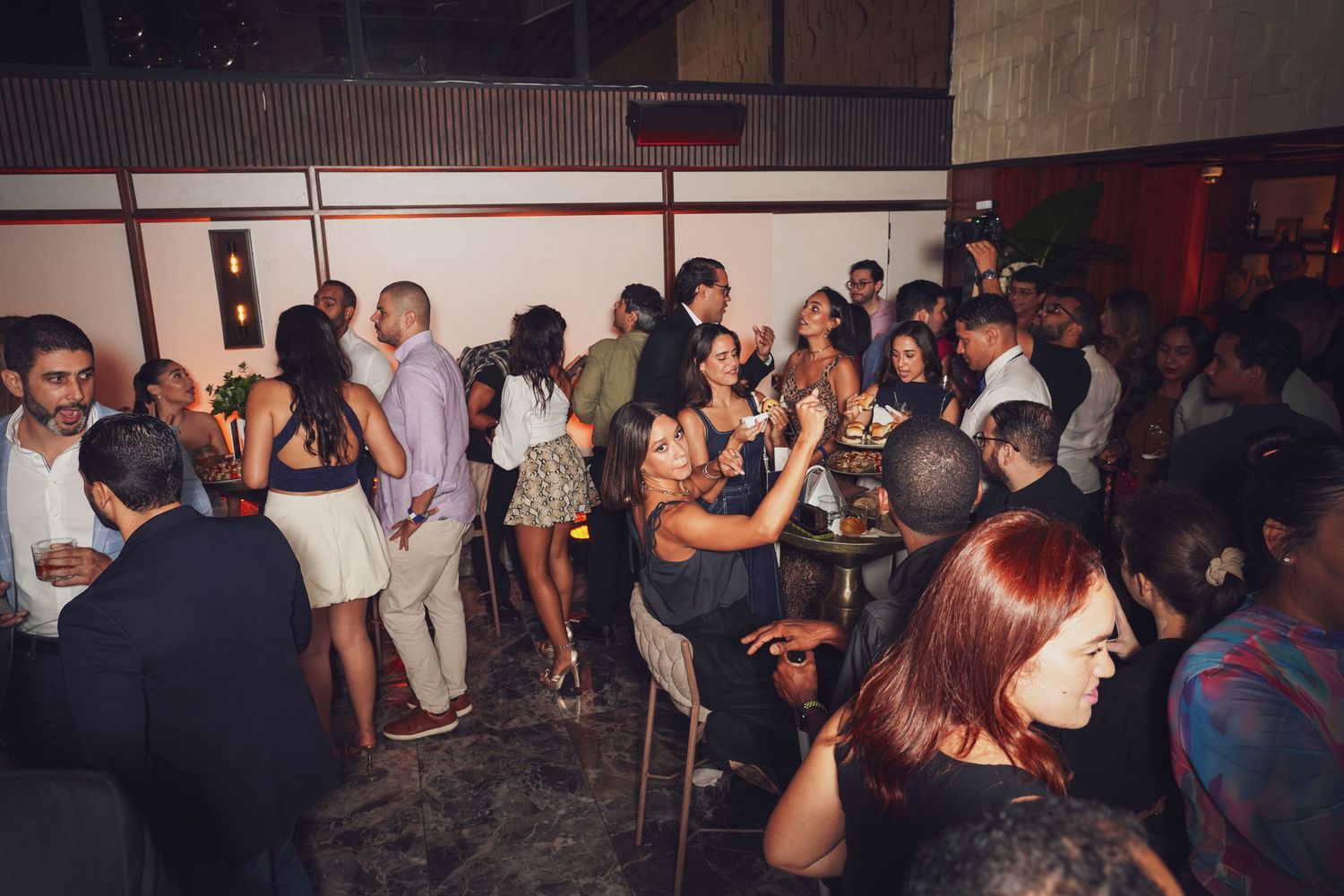 Fotografía profesional, cobertura evento corporativos. Bebidas alcohólicas.