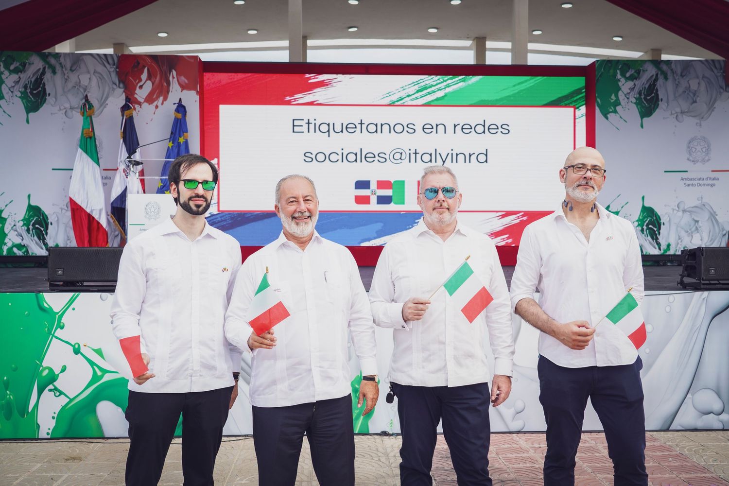 Fotografía profesional, cobertura evento corporativos.  Feria de italia.