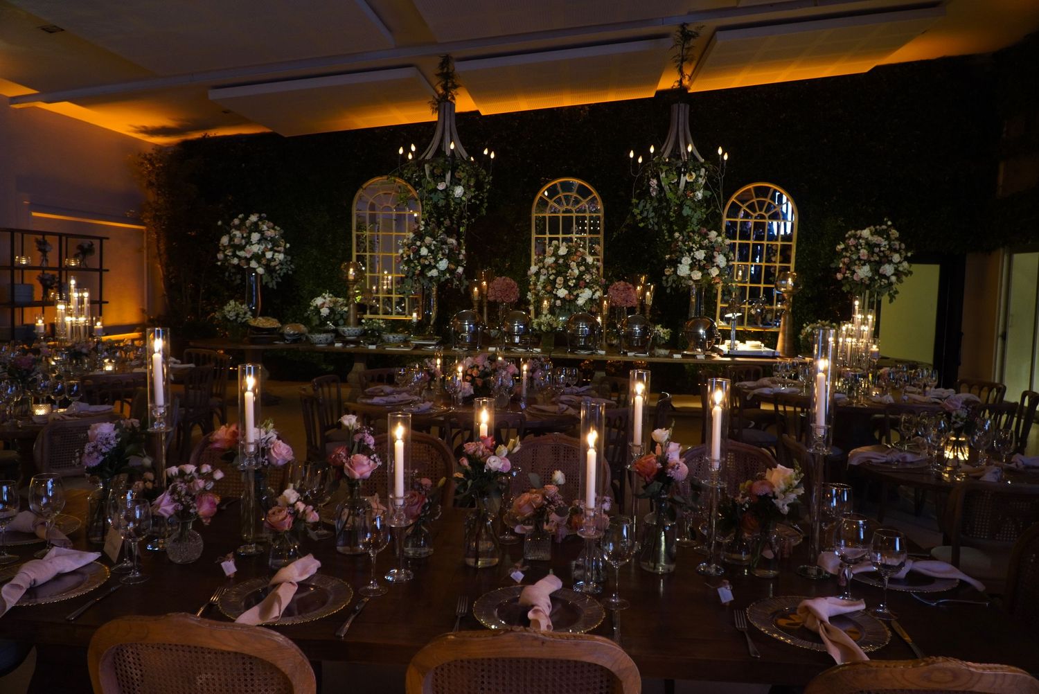 Fotografía profesional, decoracion de bodas. pre boda, luz tenue.
