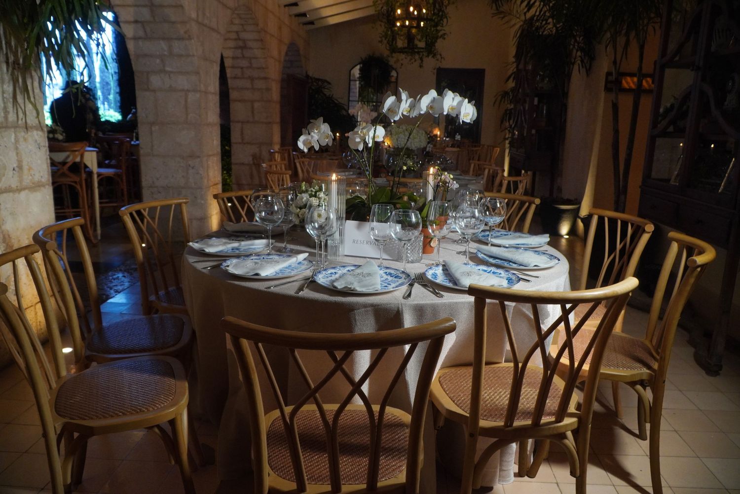 Fotografía profesional, decoracion de bodas. pre boda, luz tenue. 
Fotografía profesional, decoracion de bodas. pre boda, luz tenue.