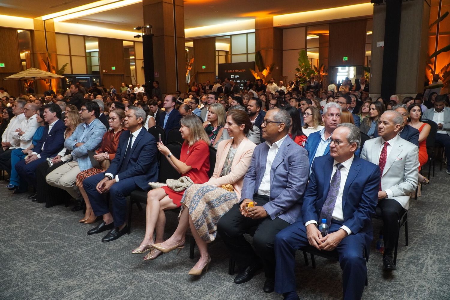 Fotografía profesional, cobertura evento corporativos.