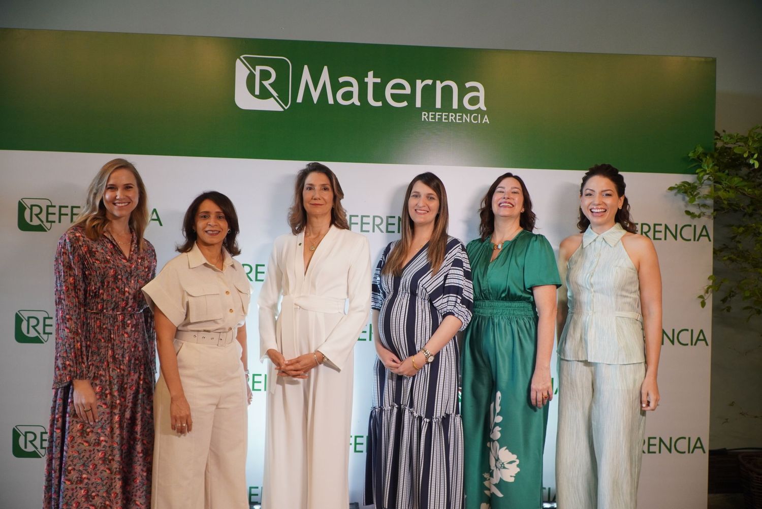 Fotografía profesional, cobertura evento corporativos. Laboratorio Referencia. Materna.