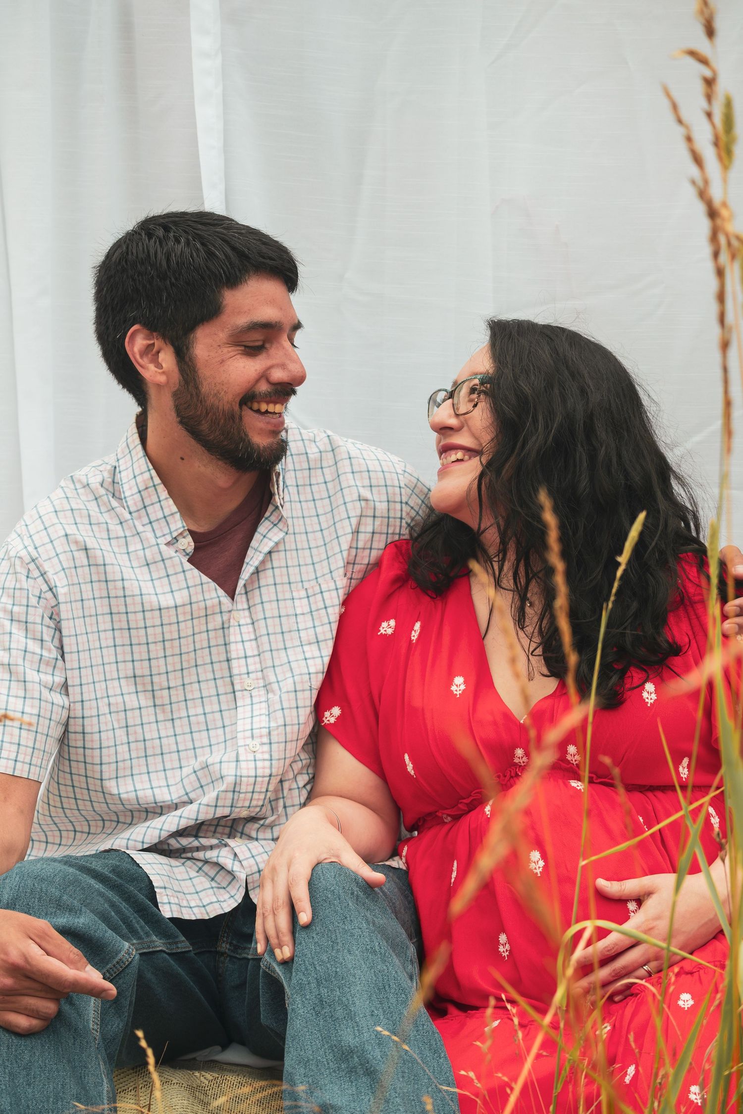 Photo by Emylee Yambao Unjaded Photography Maternity Photo Portland, Oregon