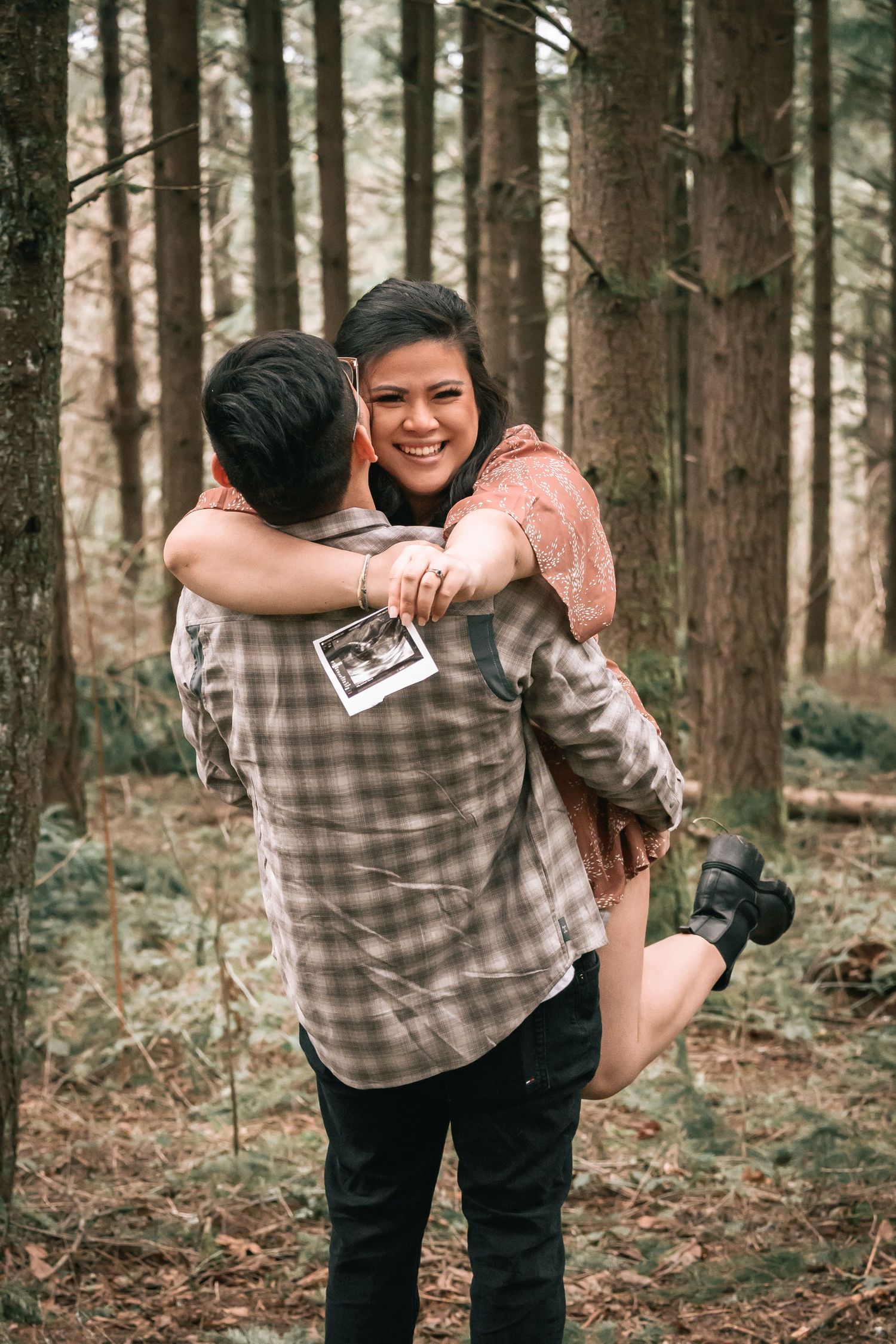 Photo by Emylee Yambao Unjaded Photography Maternity Photo Portland, Oregon