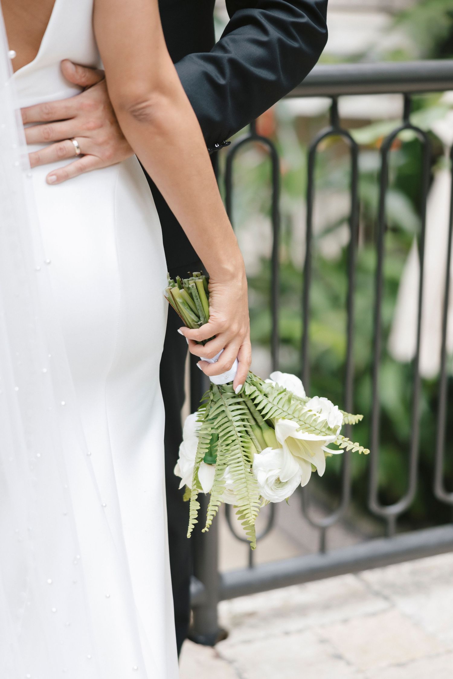 miami engagment session / courthouse wedding / downtown courthouse elopement