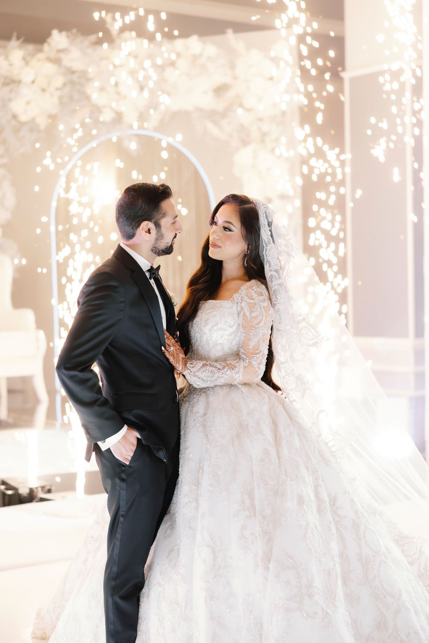 weddings, miami, under the veil shot, bride and groom, miami photographer, couples session, portrait photogrpahy, editorial photography
