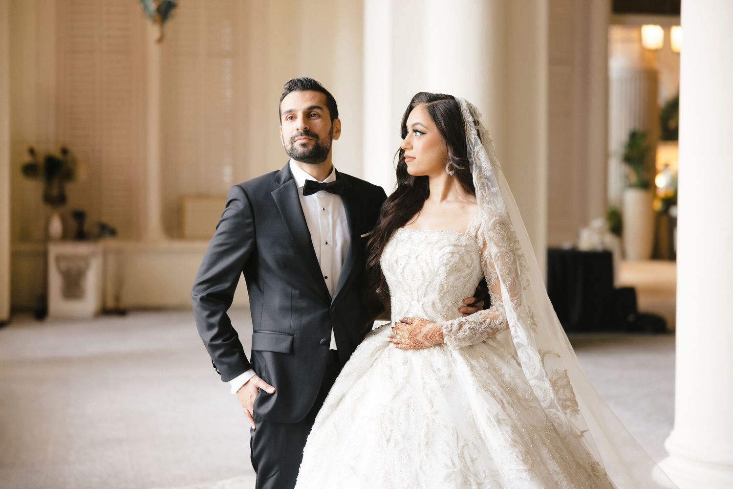 miami engagment session / courthouse wedding / downtown courthouse elopement
