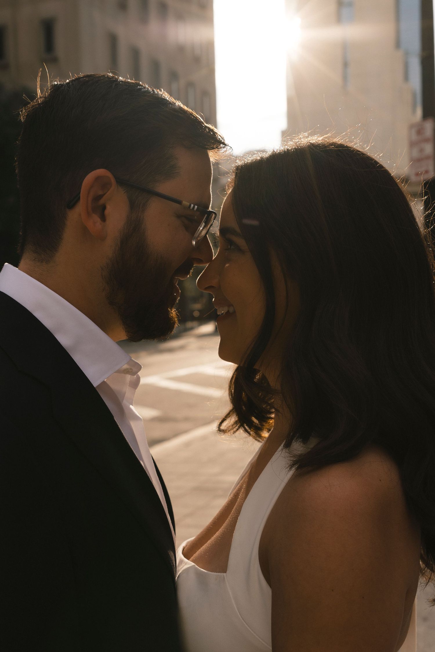 miami engagment session / courthouse wedding / downtown courthouse elopement