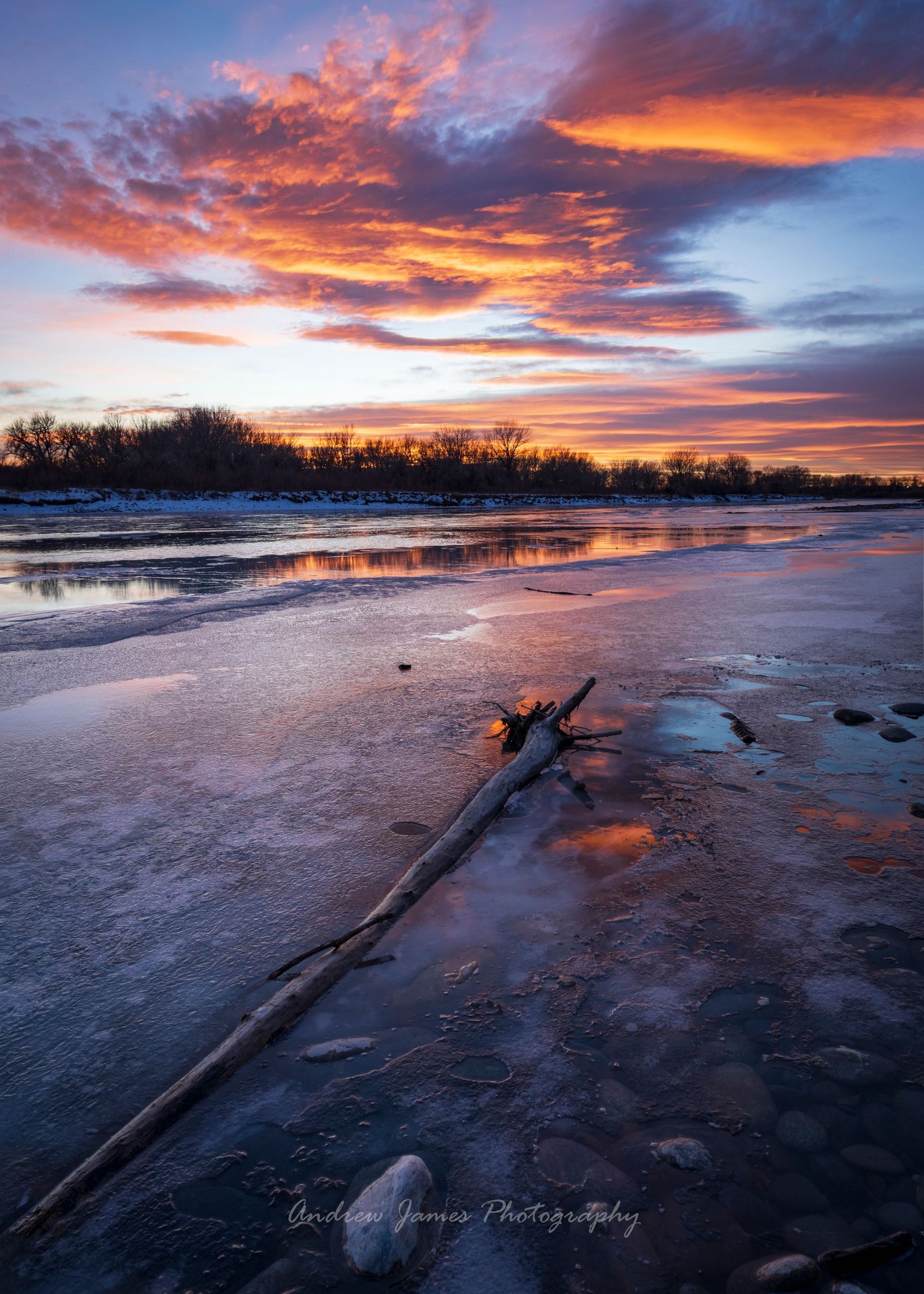 Sunset on the Yellowstone River near Billings, Montana in January