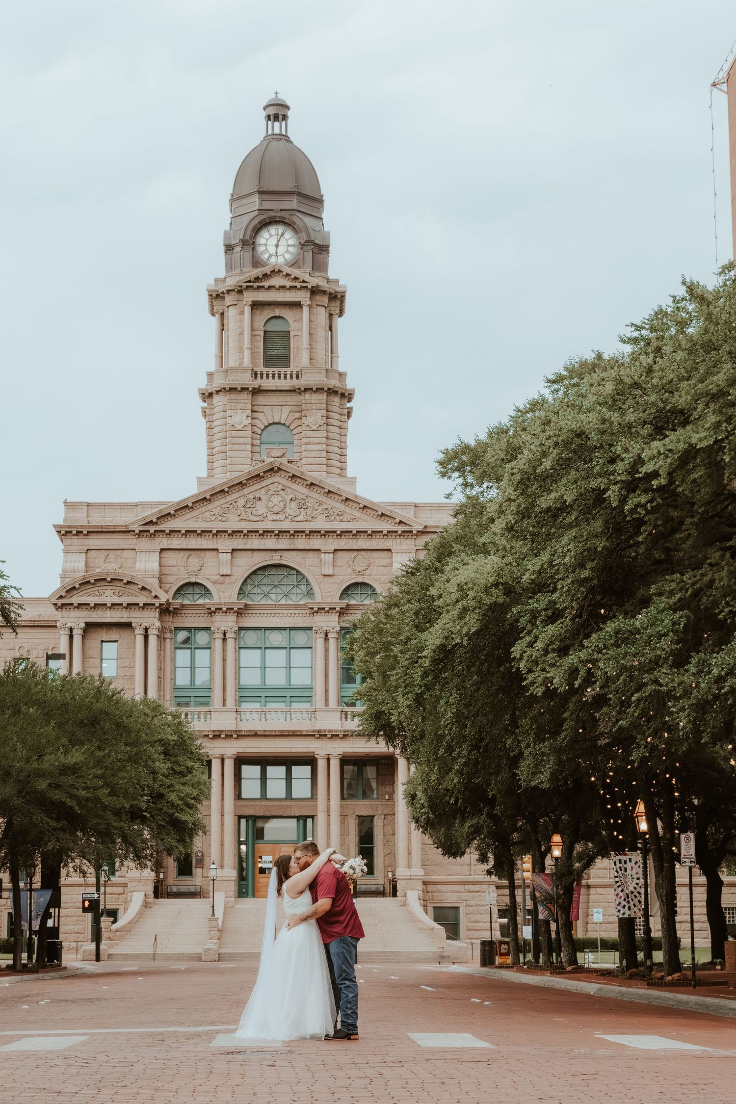 Fort Worth Courthouse Wedding Photographer