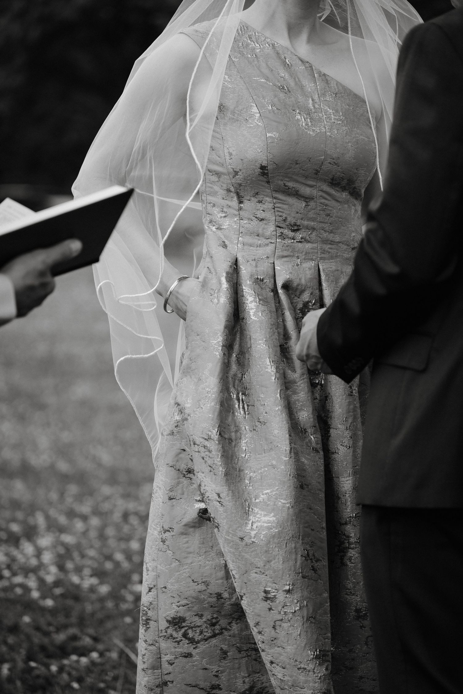 Mini Wedding Como Park Minnesota
Intimate Wedding
Wedding dress with pockets
Midwest Wedding Photographer
Twin Cities Wedding Photo