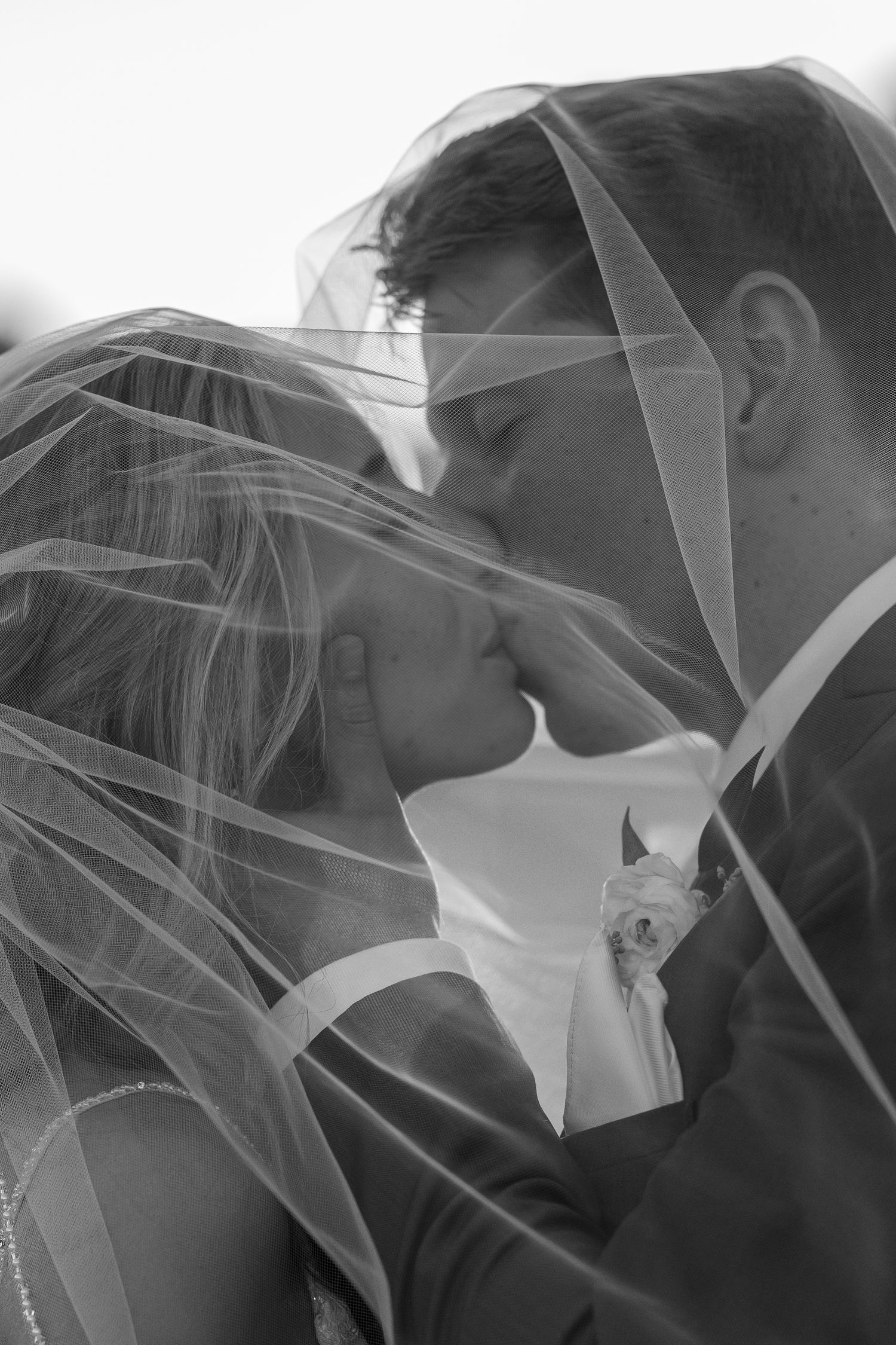Creative wedding photography
Twin Cities Wedding Photography
Midwest Wedding Photographer
Black and White Wedding Photo
