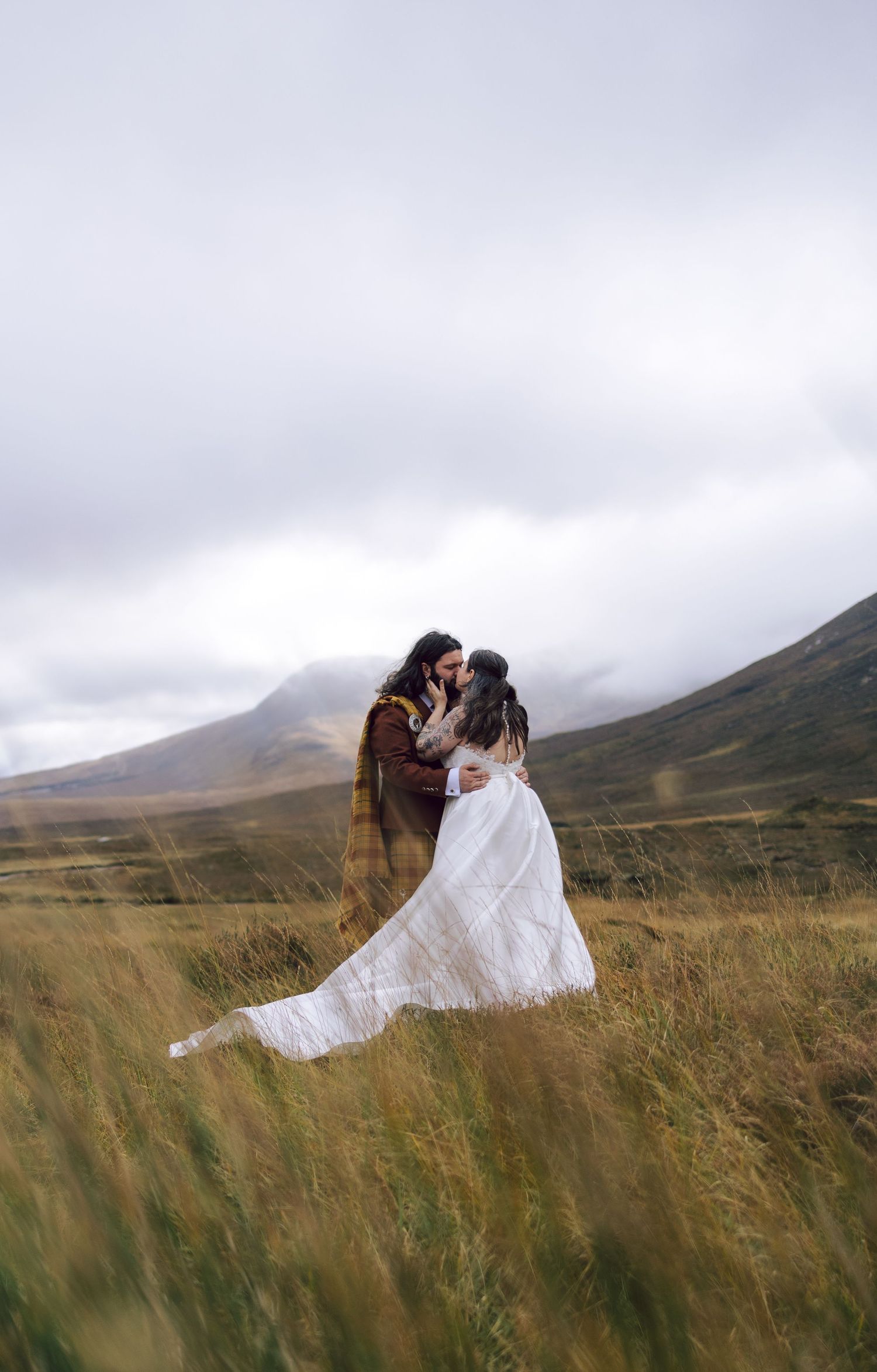 Glencoe Elopement
Scotland Elopement
Elopement photographer
Glen Eviv
Wee white house