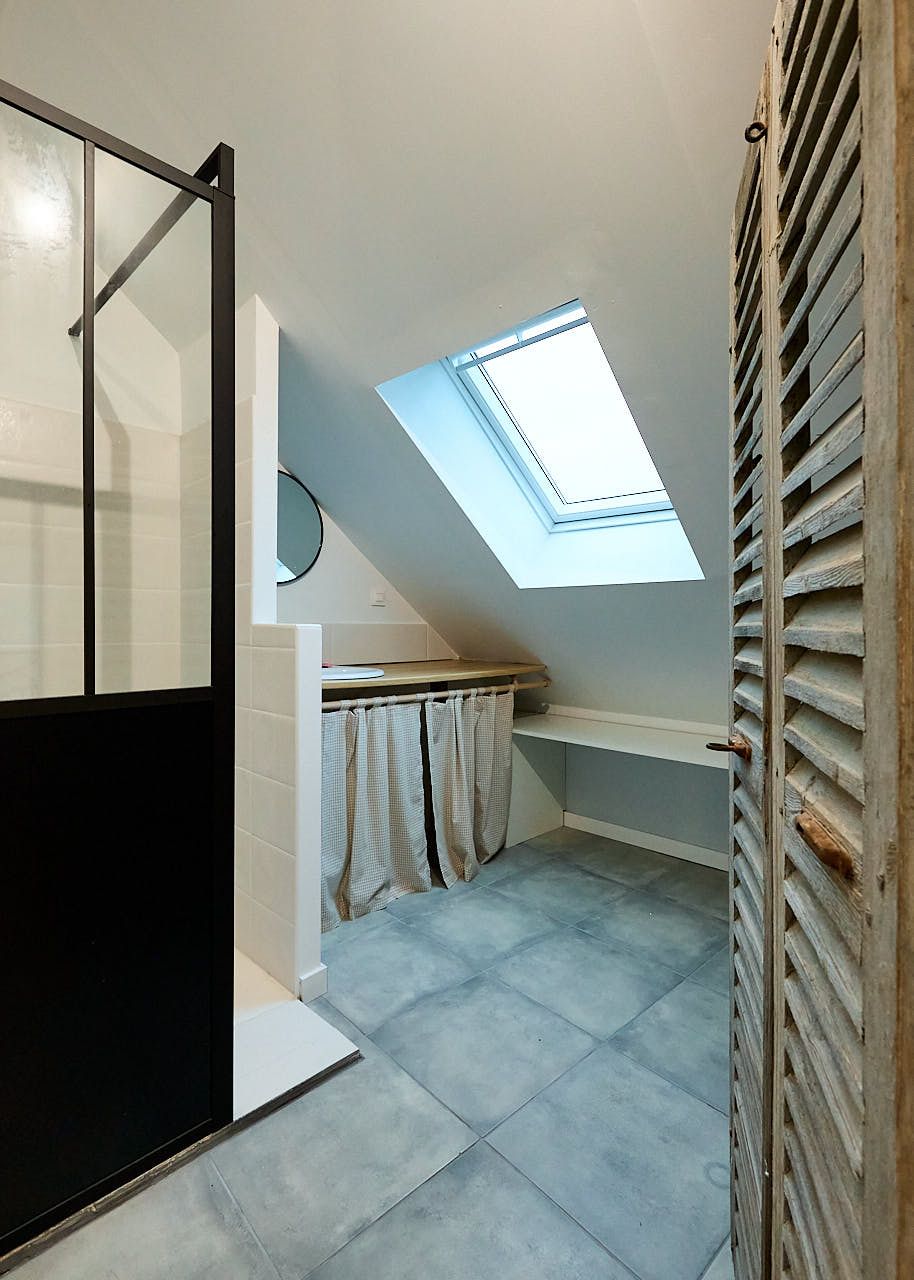 Photographe reportage entreprise Yvelines - Salle de bain gîte Les Éperviers à Clachaloze