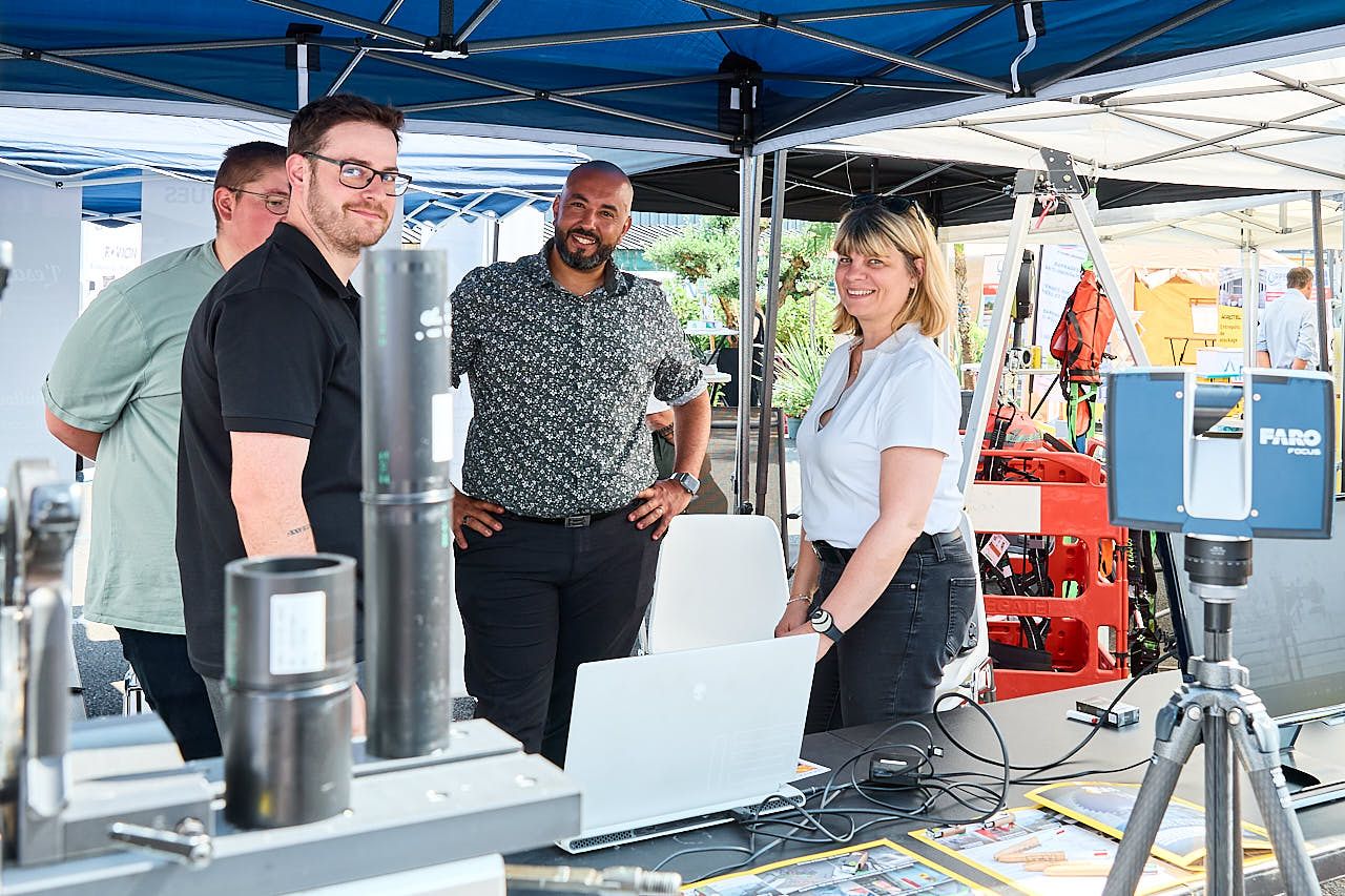 Photographe événement d'entreprise Yvelines : Stand TEM - Journée Portes Ouvertes Envirmat 2025 à Achères