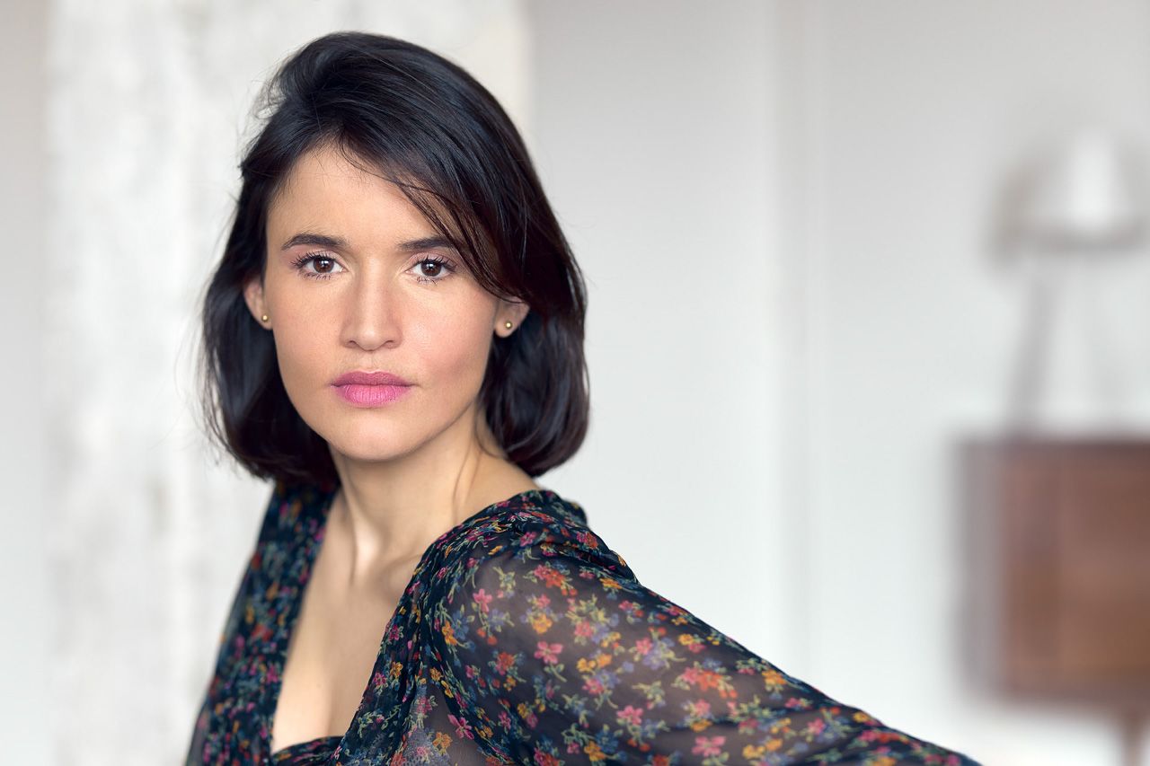 Photographe Book Comédienne Yvelines : Marion Trémontels - Shooting Book de Comédienne en Appartement - Paris