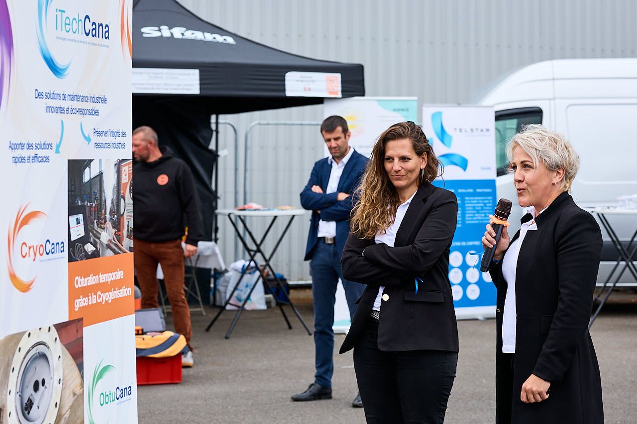 Photographe événement d'entreprise : Demonstration Cryo Cana pendant la Journée Portes Ouvertes Envirmat 2024 - Achères - Yvelines, 2024