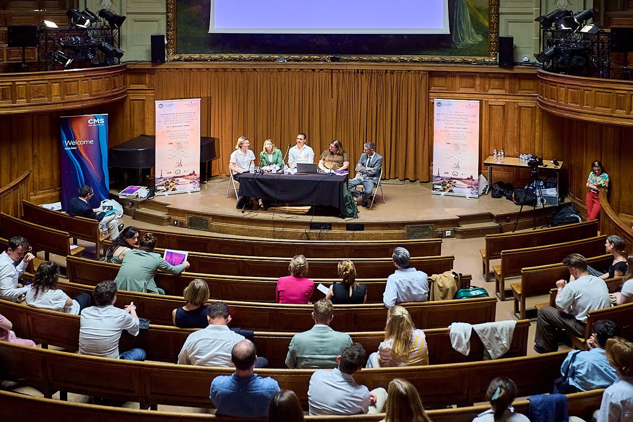 Photographe événement d'entreprise Yvelines : DFM Alumni - 35 Ans - Table Ronde Juridique - Un panel - Université Paris 1 Panthéon Sorbonne