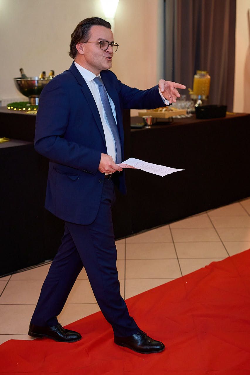 Photographe événement d'entreprise Yvelines: RG Distribution - Discours du dirigeant - Soirée de fin d'année au Domaine de Bethemont