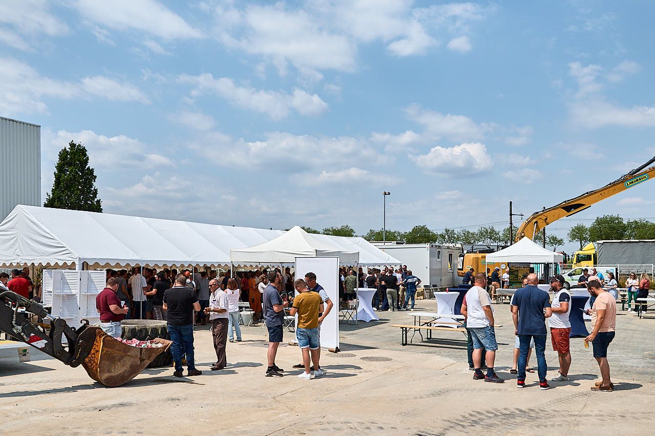 Photographe événement entreprise : Cinquantenaire Groupe Lheureux - Repas en extérieur collaborateurs - Les Essarts-le-Roi, Yvelines 2023