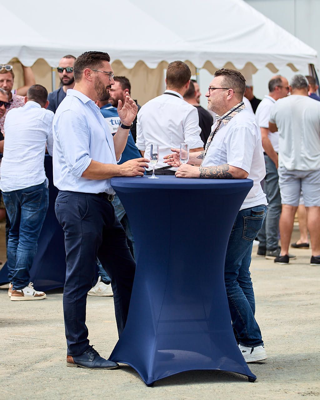 Photographe événement entreprise : Cinquantenaire Groupe Lheureux - Ambiance cocktail - Les Essarts-le-Roi, Yvelines 2023