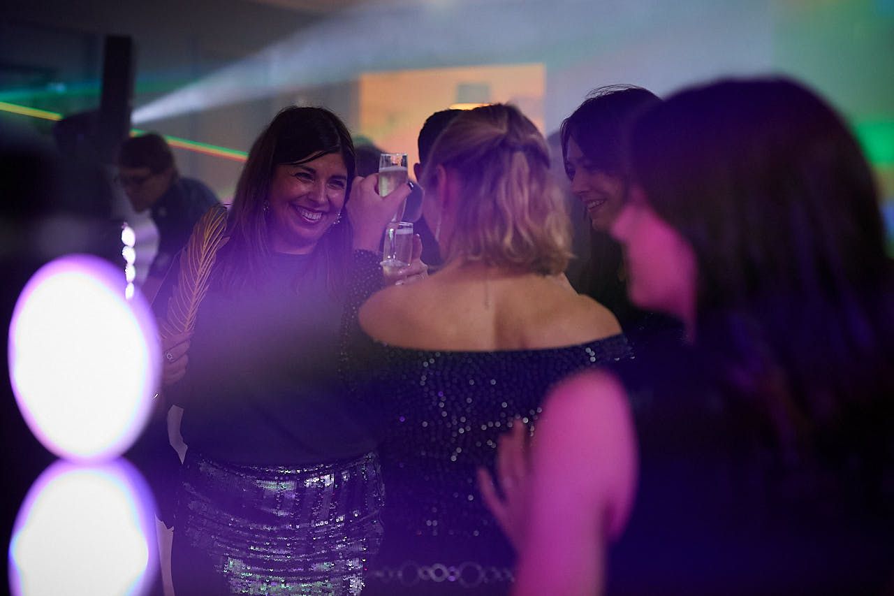 Photographe événement d'entreprise Yvelines: RG Distribution - Piste de danse - Soirée de fin d'année au Domaine de Bethemont - Yvelines