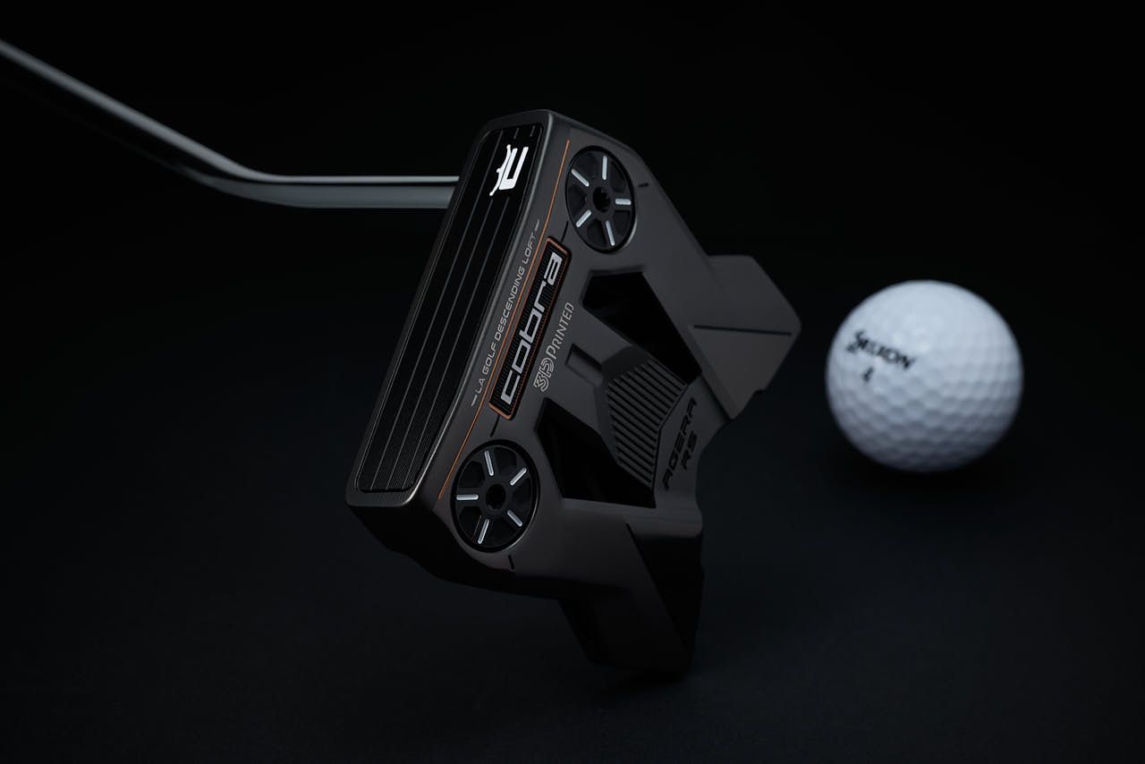 Photographe e-commerce sport Yvelines - Cobra Golf - Putter - Studio professionnel
