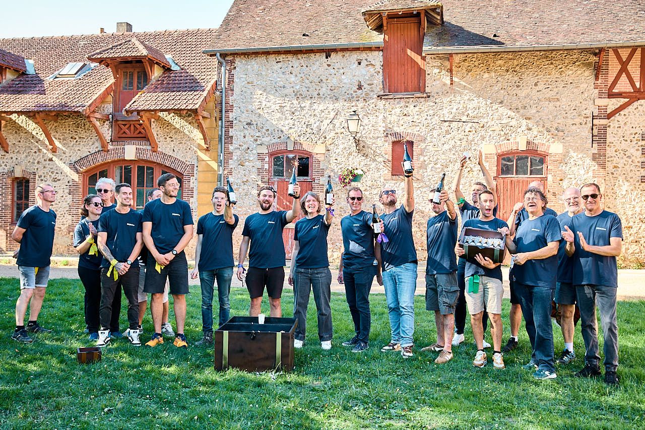 Photographe événement d'entreprise Yvelines : Animations lors du Team Building 2025 de SIG Ebene dans le parc du Chateau de Nogent le Roi