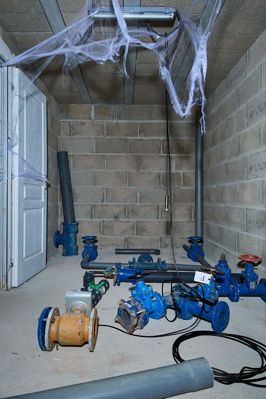 Photographe reportage formation professionnelle - Salle de confinement exercices pratiques Mayday Formation Orry-la-Ville