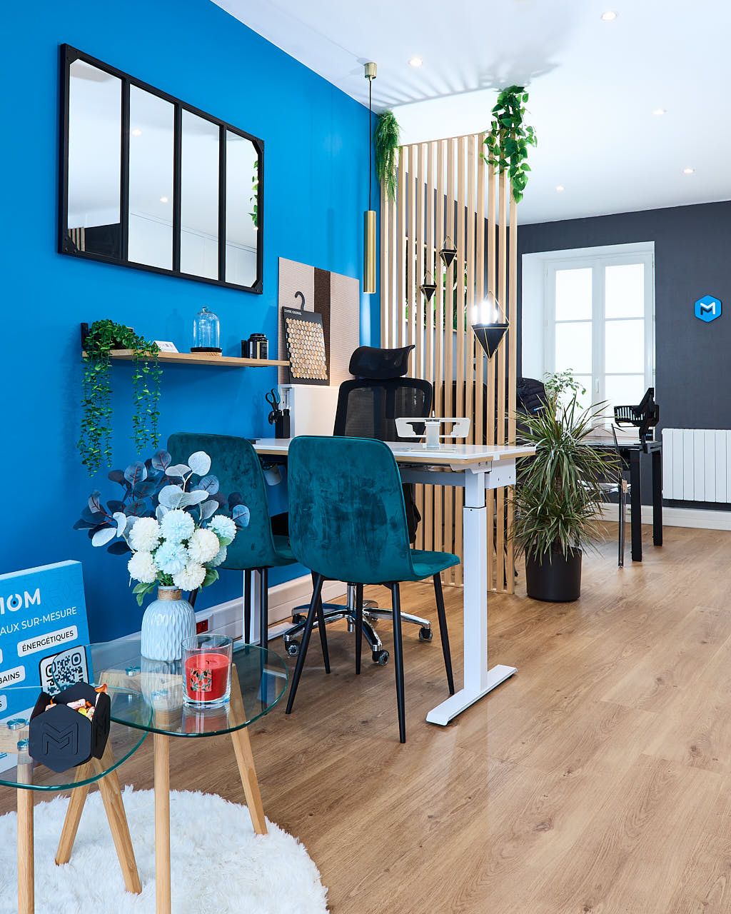 Photographe reportage Entreprise Yvelines - Espace travail après relooking - Agence Mediom La Queue-les-Yvelines