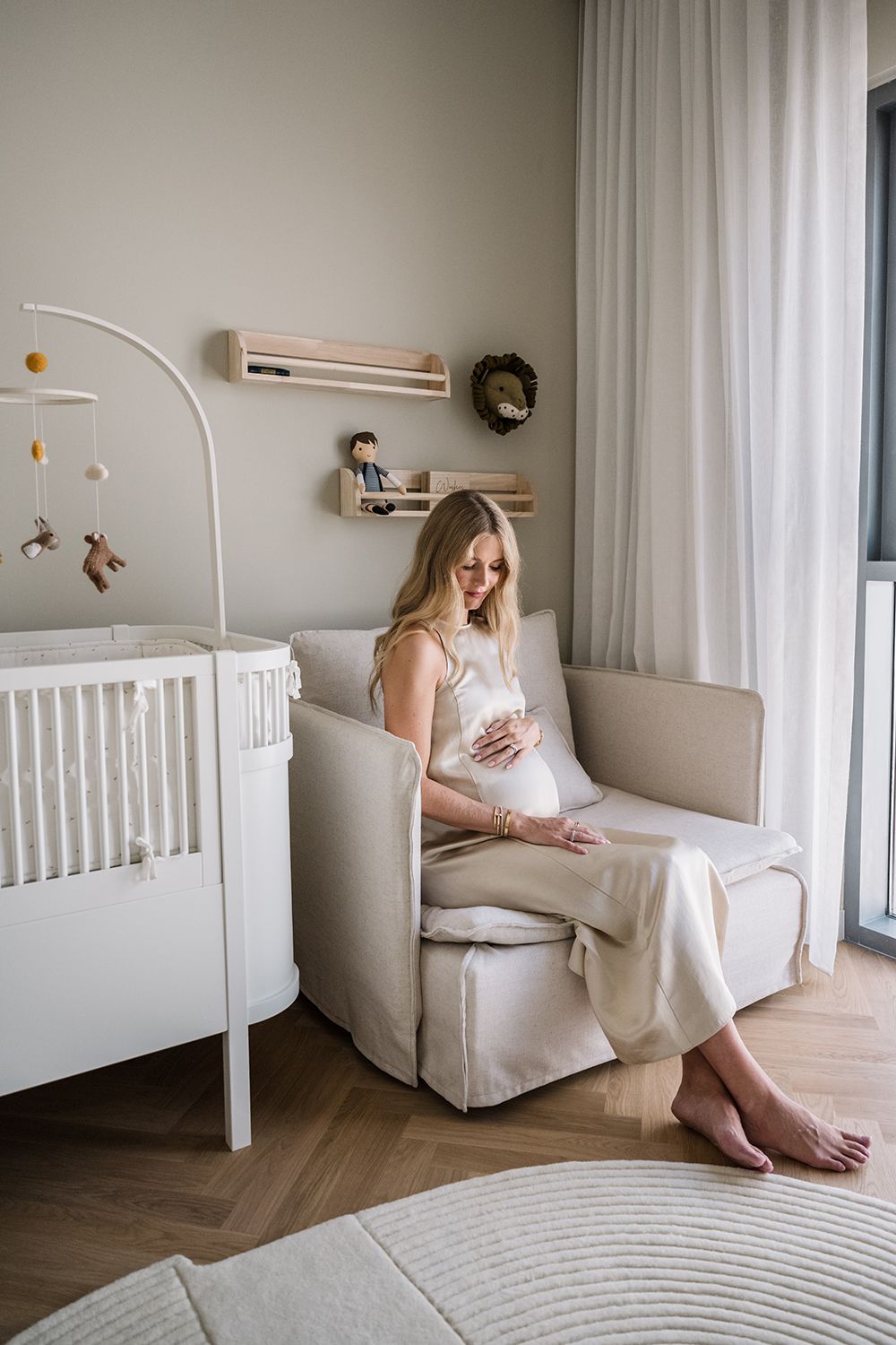 maternity photo session at home nursery