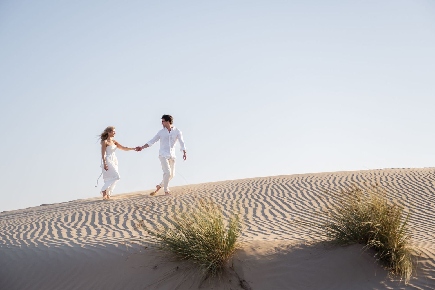 Engagement photoshoot desert Dubai Abu Dhabi Celine Grassy Photography