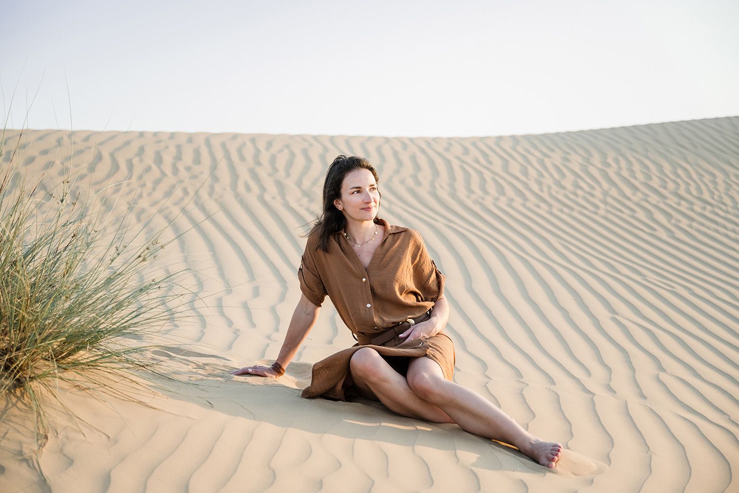 Family photoshoot in the Dubai desert