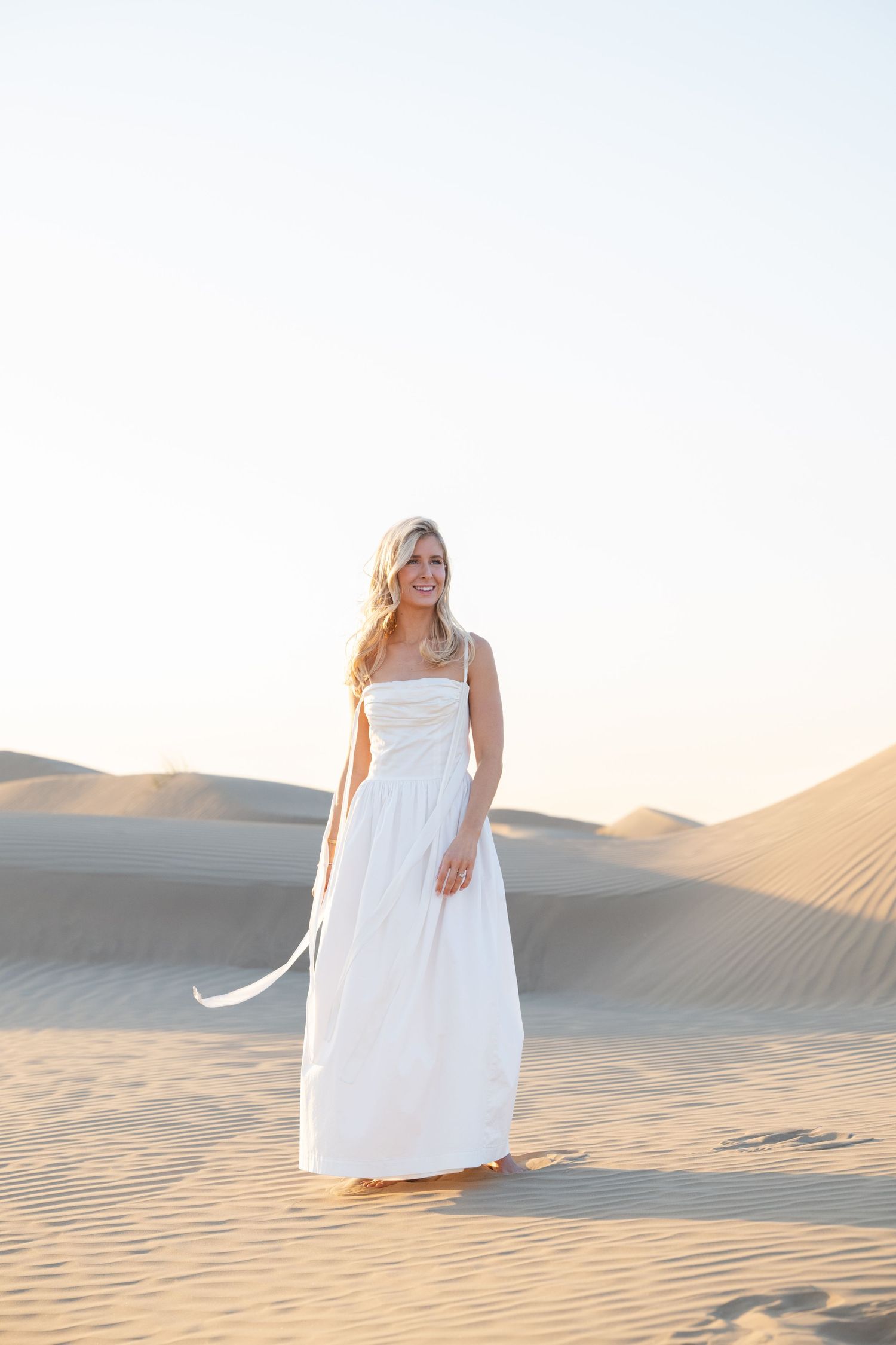 Engagement photoshoot desert Dubai Abu Dhabi Celine Grassy Photography