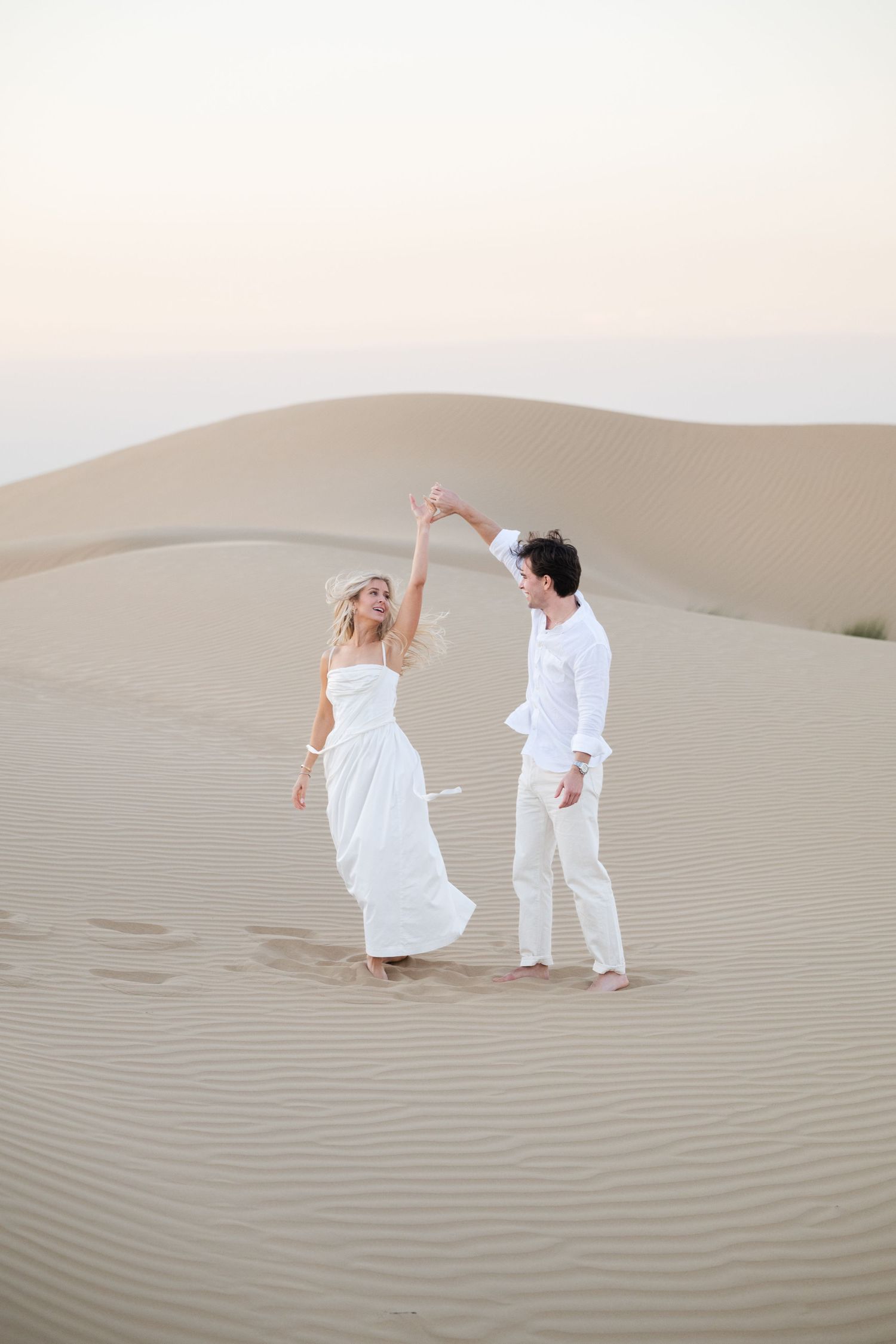 Engagement photoshoot desert Dubai Abu Dhabi Celine Grassy Photography