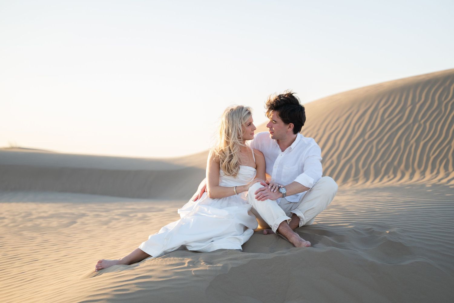 Engagement photoshoot desert Dubai Abu Dhabi Celine Grassy Photography