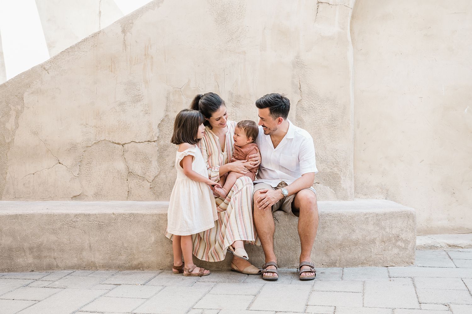 Family photoshoot in Old Dubai