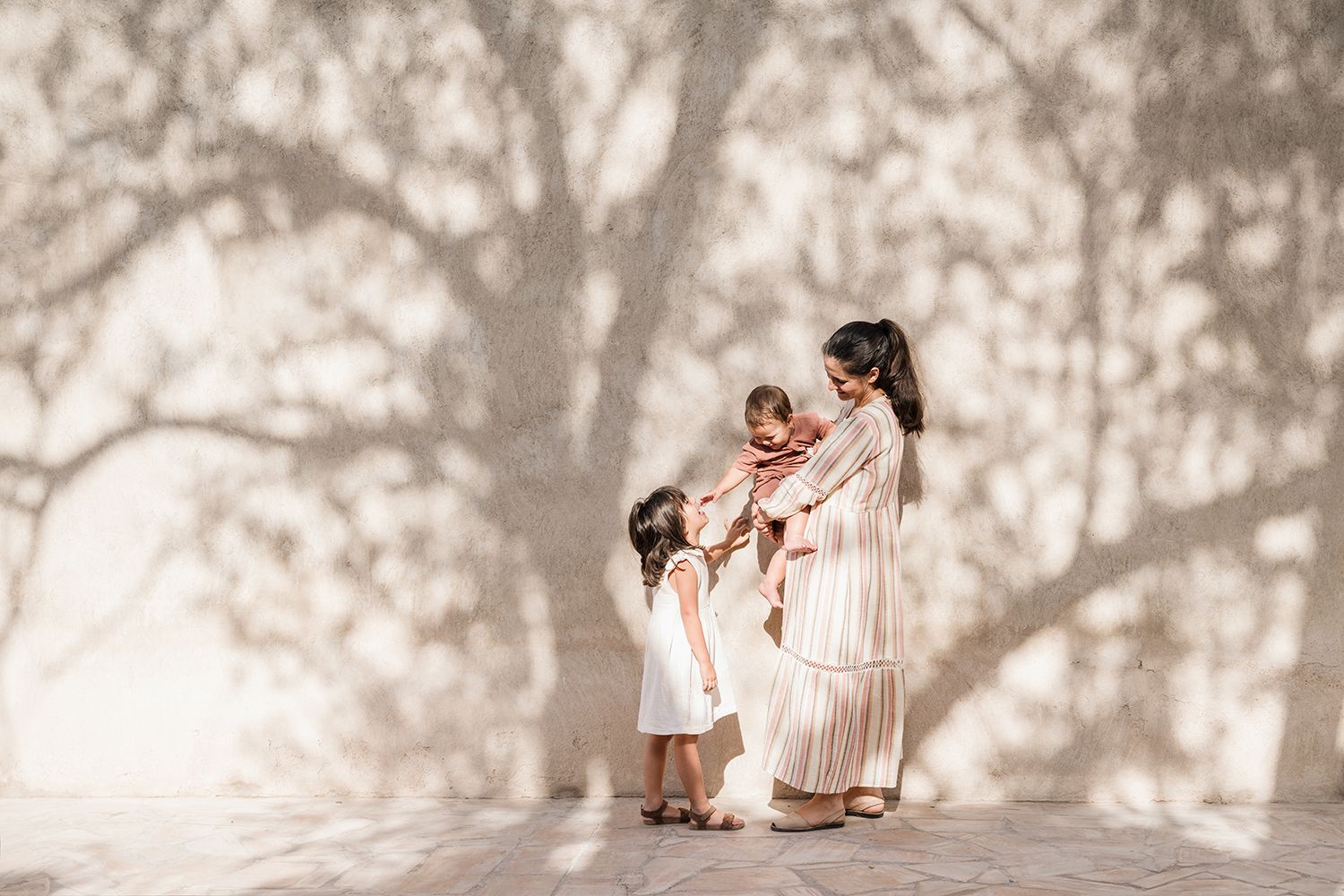 Family photoshoot in Old Dubai
