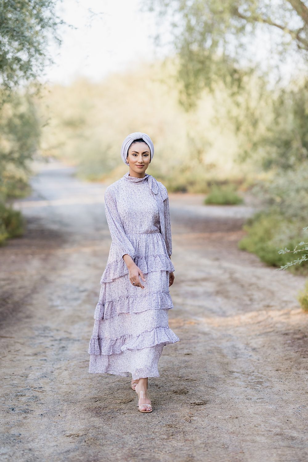 Lifestyle portraits session in Dubai green spot