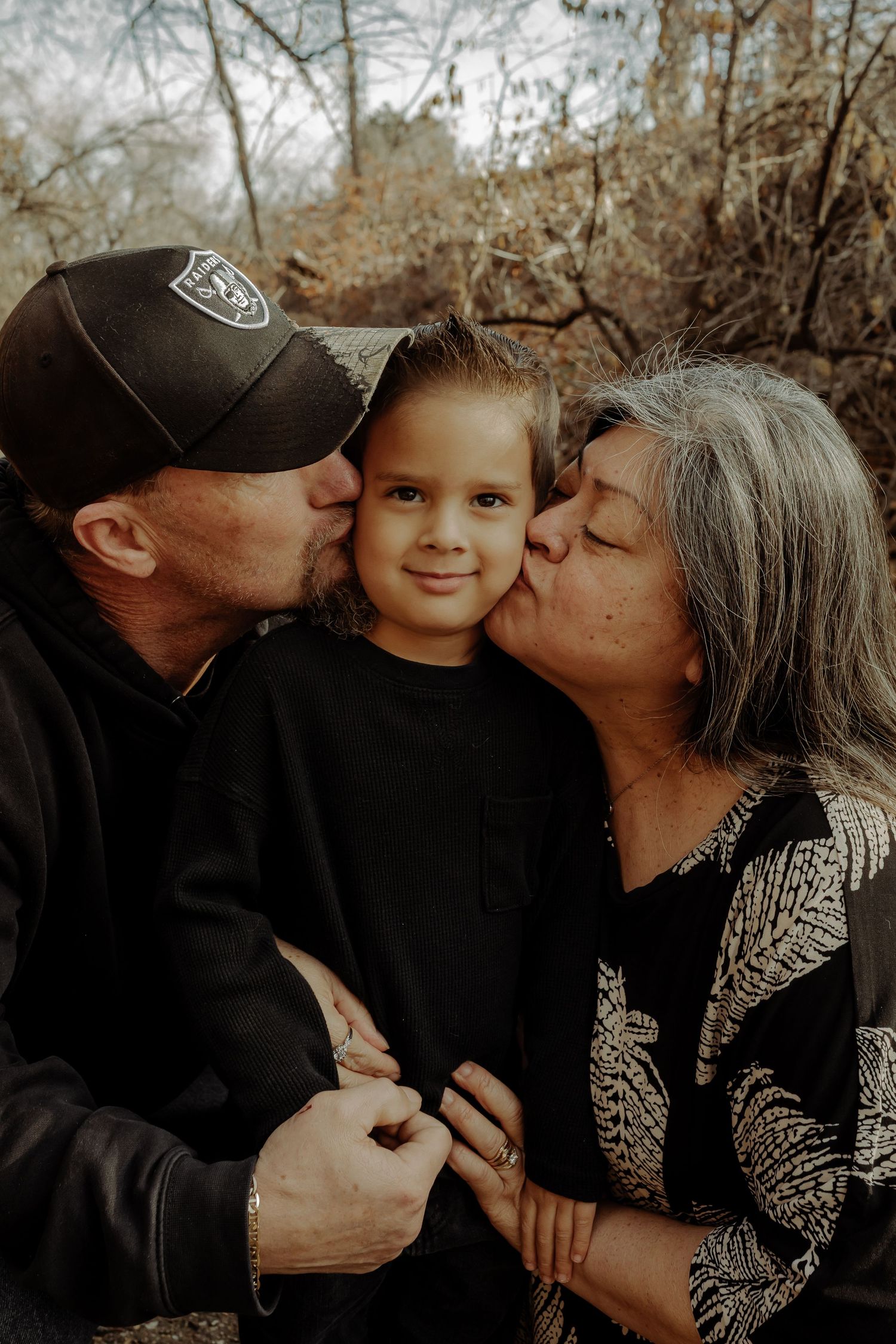 grandparent or family photo with young child in grand junction colorado photoshoot