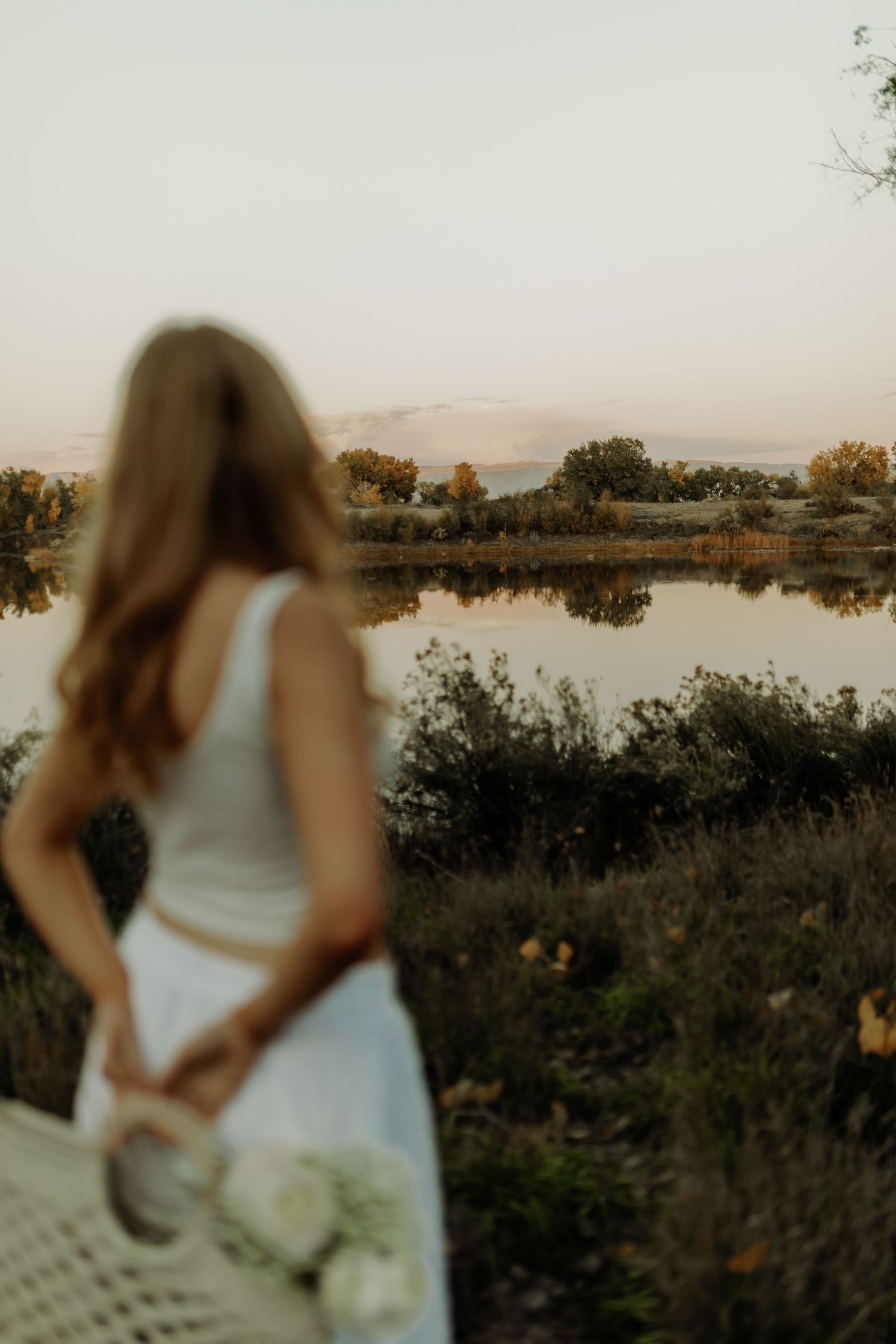 scenic lake photography of senior in western colorado, girl portrait photos